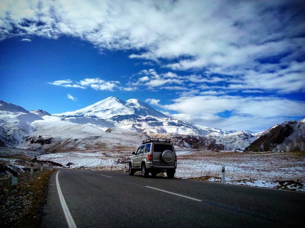 Джиппинг на Кавказе. Поездки в горы на внедорожниках